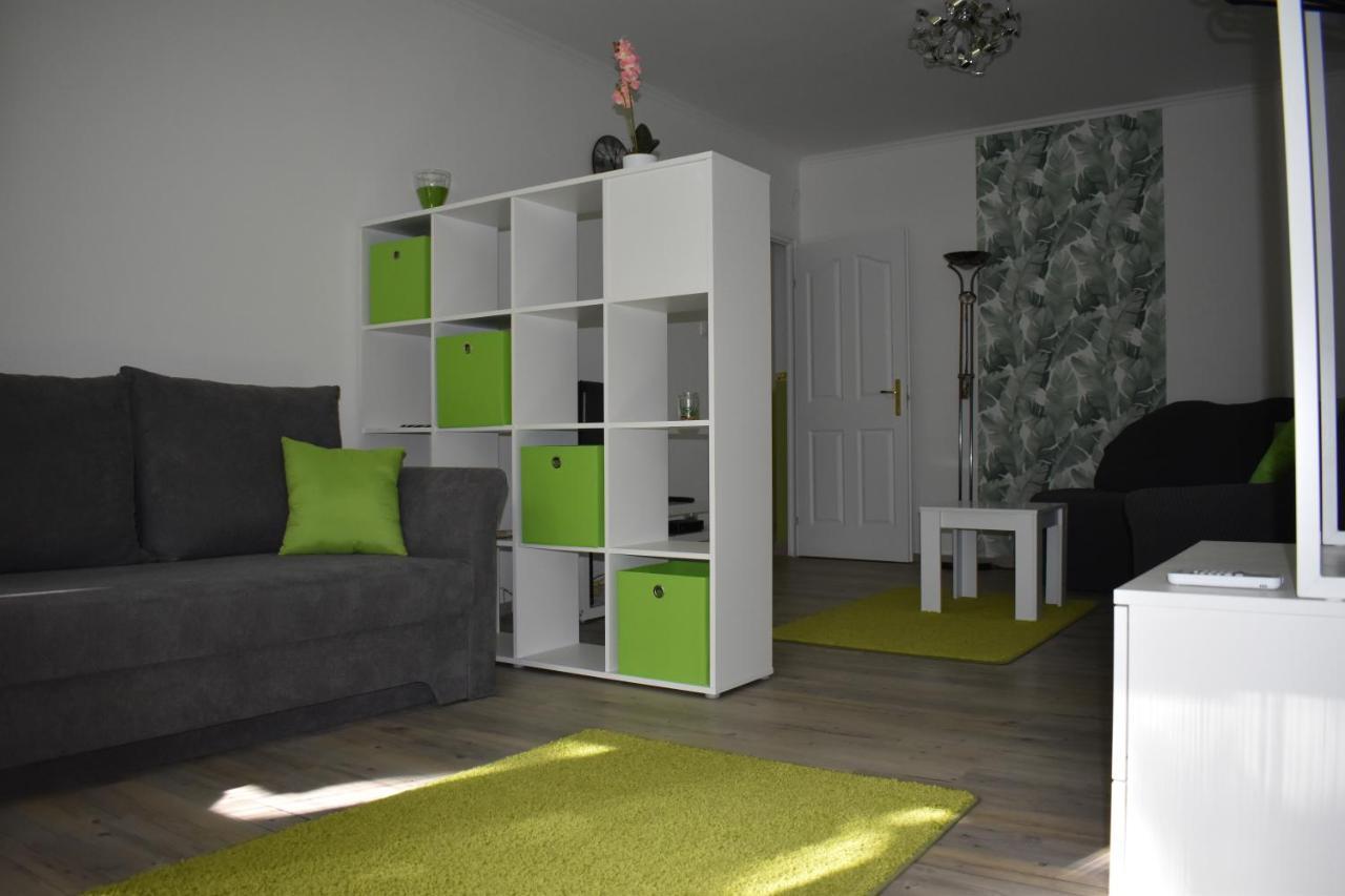 Frezia Apartman Makó Екстериор снимка